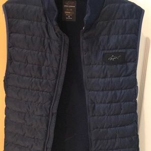 Greg Norman golf vest